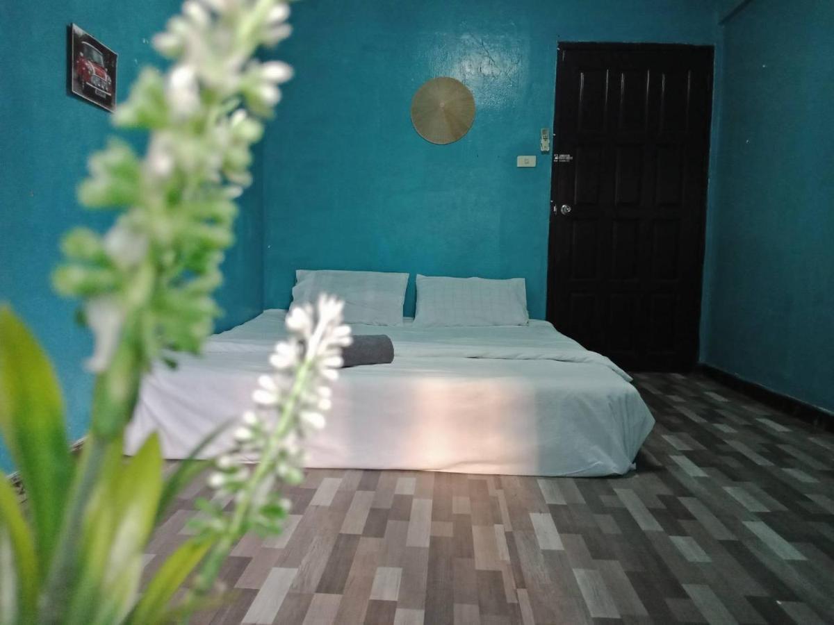 The Chiang Mai Walkers Hotell Exteriör bild